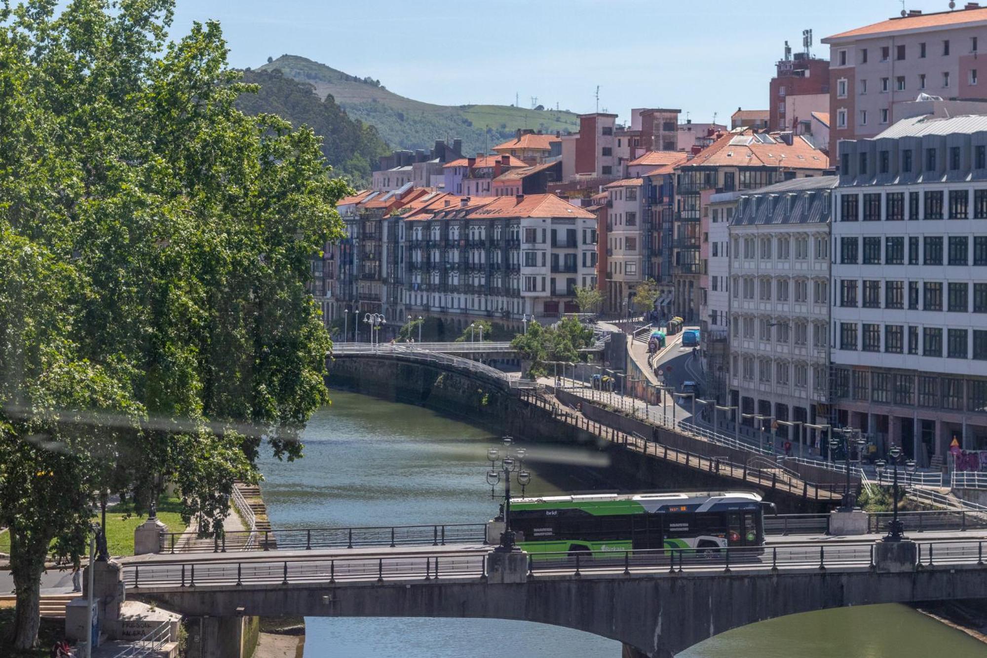 Apartamento Con Vistas A La Ria Бильбао Экстерьер фото
